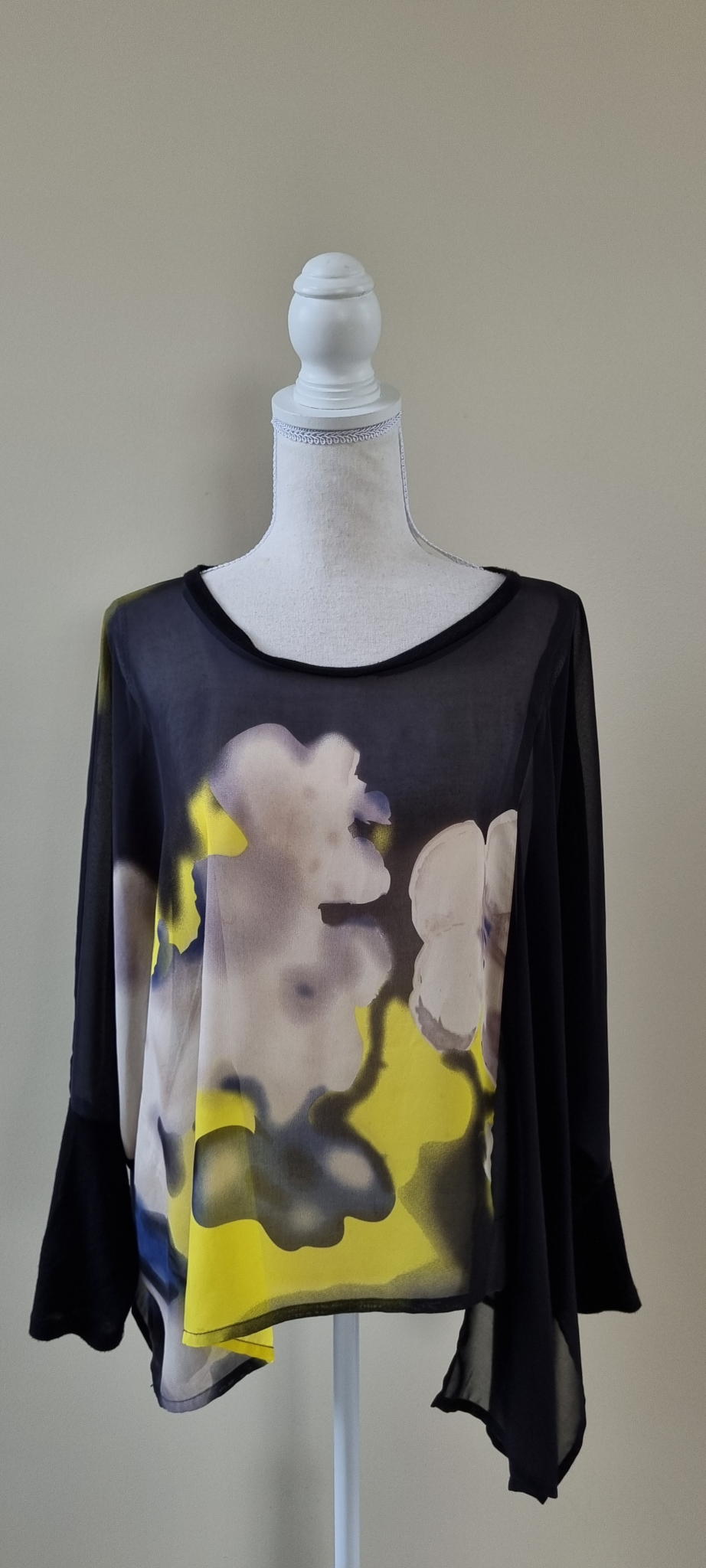 Chocolat Tunic Top Size 16
