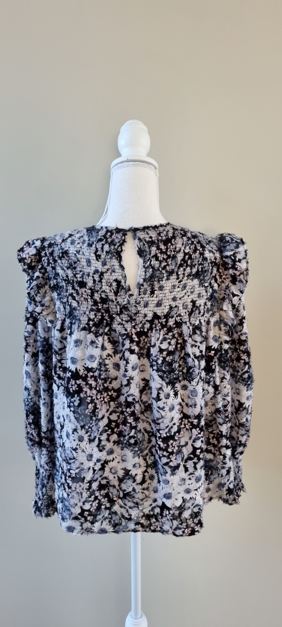 Decjuba Top size 16, image 3