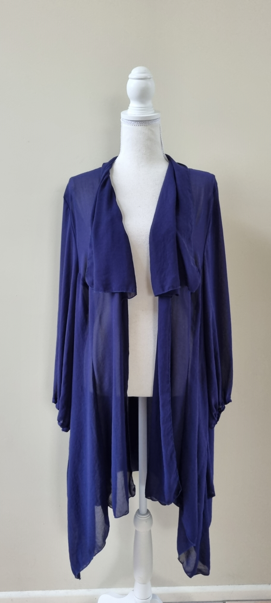 Chocolat Shrug size 22