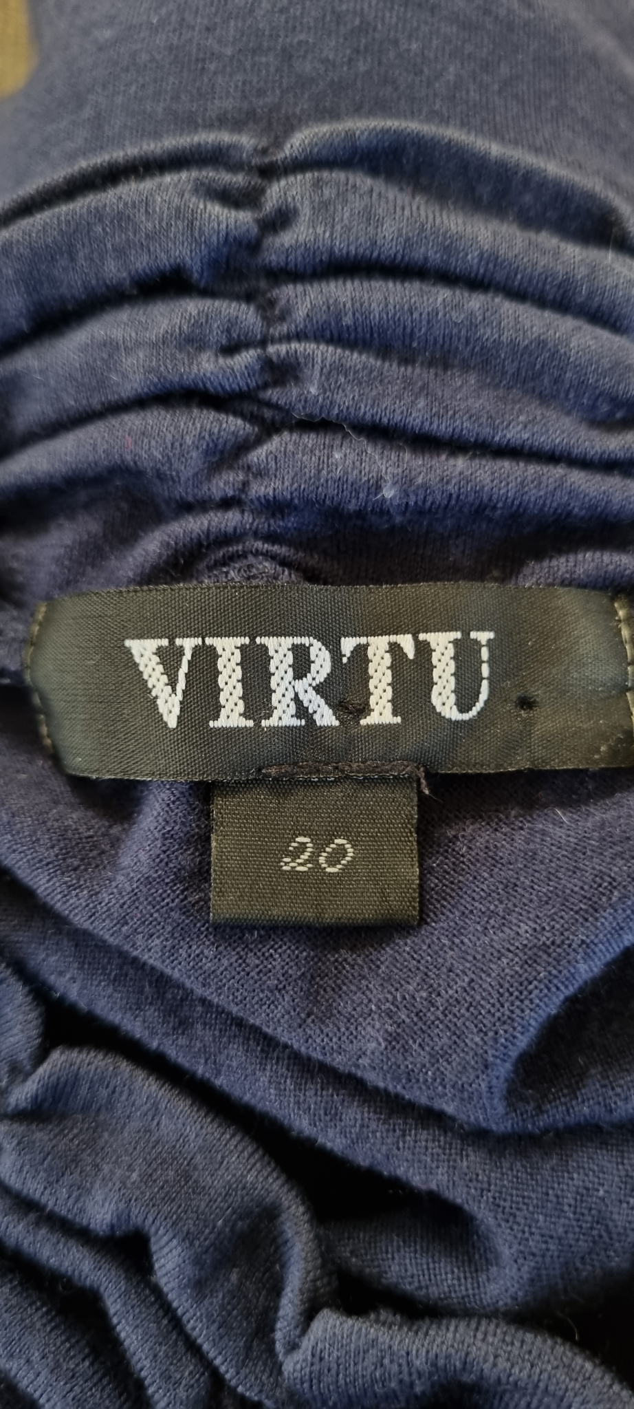 Virtu Merino Wool Jersey size 20, image 4