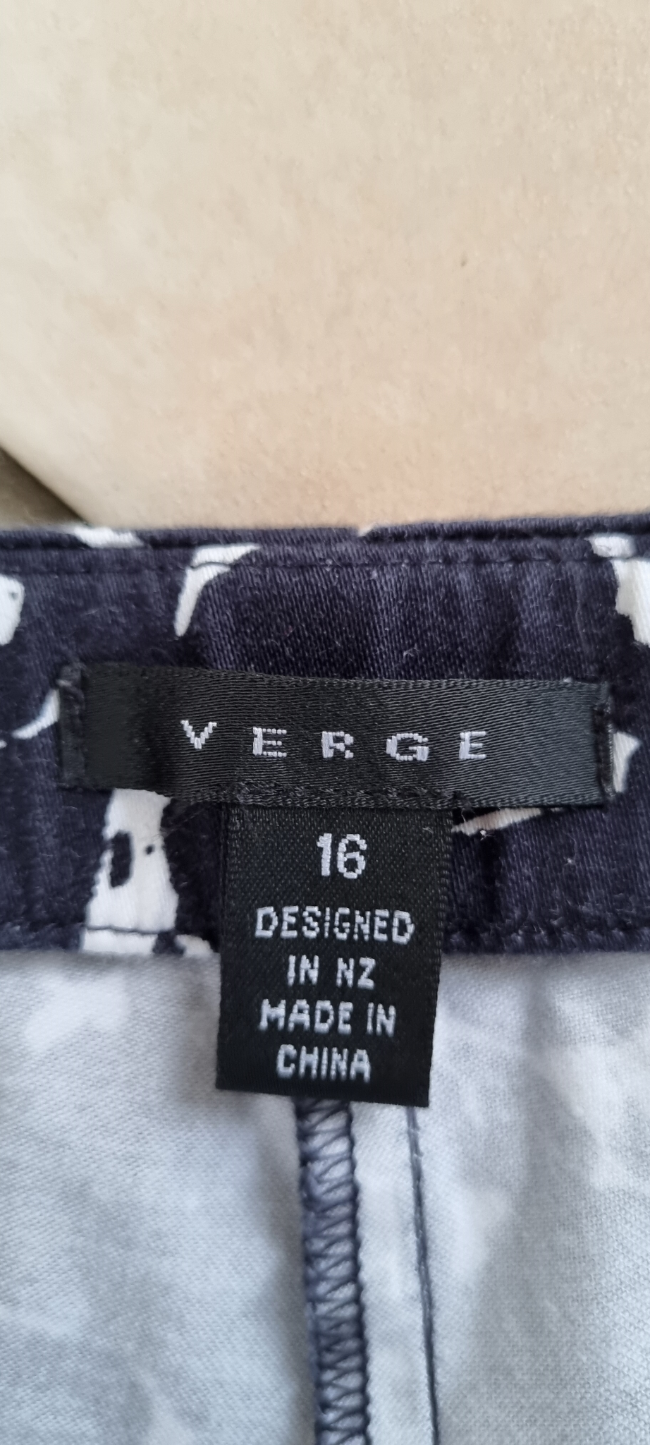 Verge Pants size 16, image 2