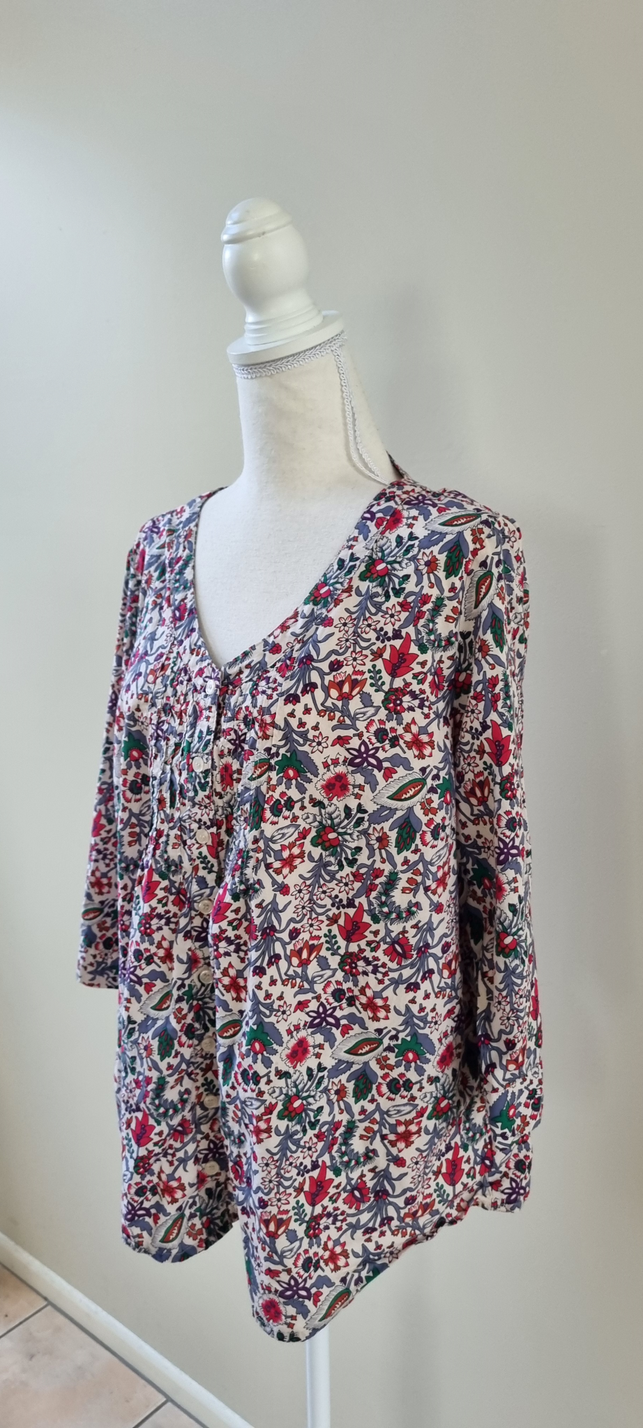 Sara Tunic Shirt size 16, image 2