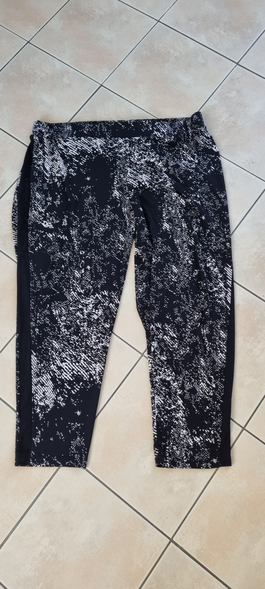 Virtuelle Pants Size L / 20