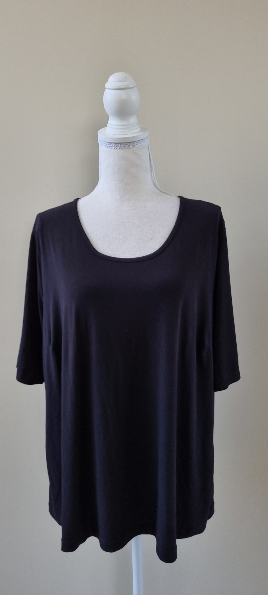TS Taking Shape Black Top Size M / 18