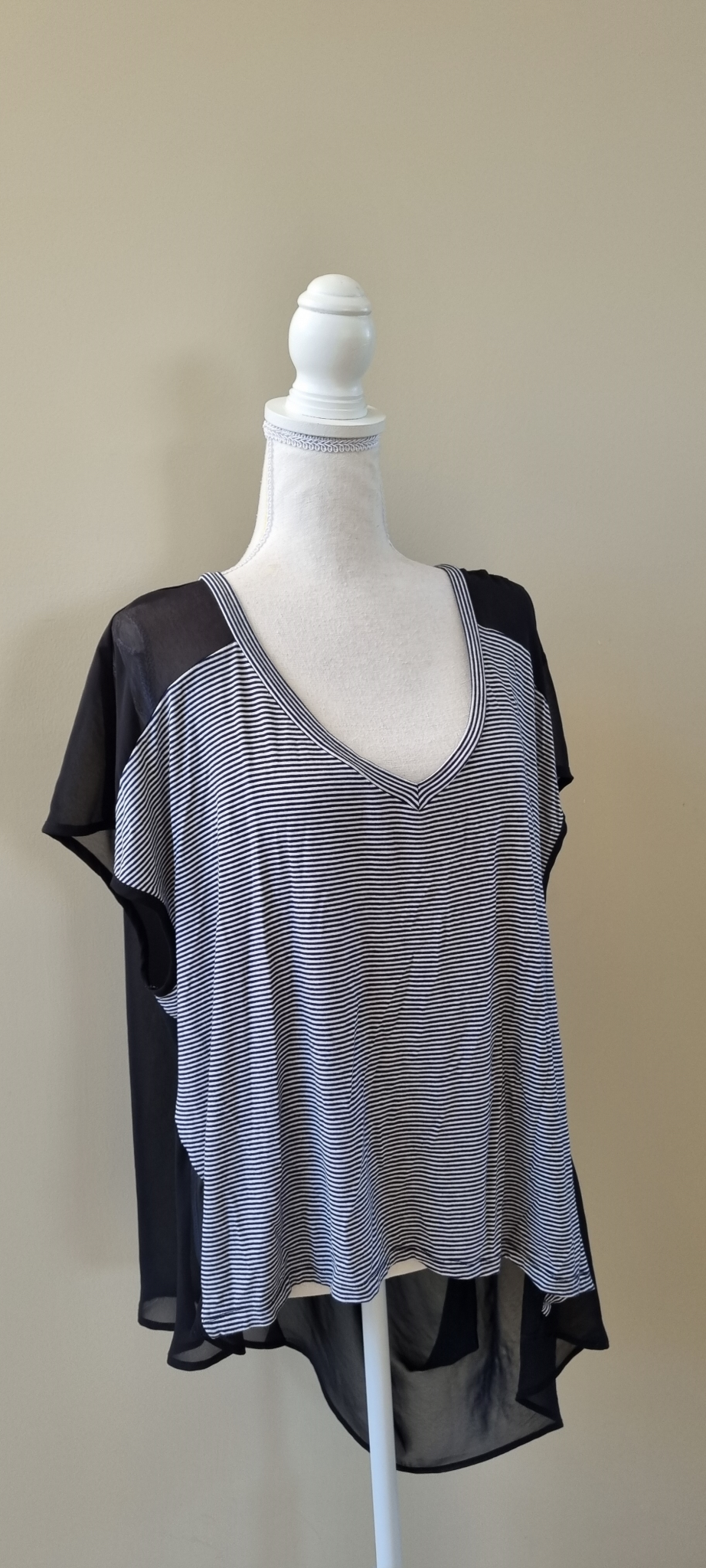 Chocolat Tunic Top size 20, image 2