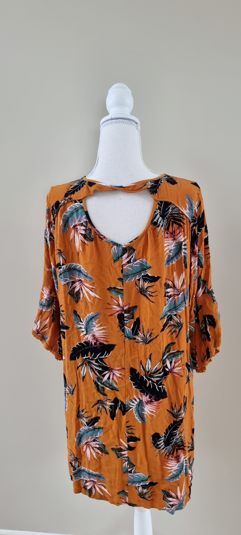 Zafina Dress Size 16, image 3