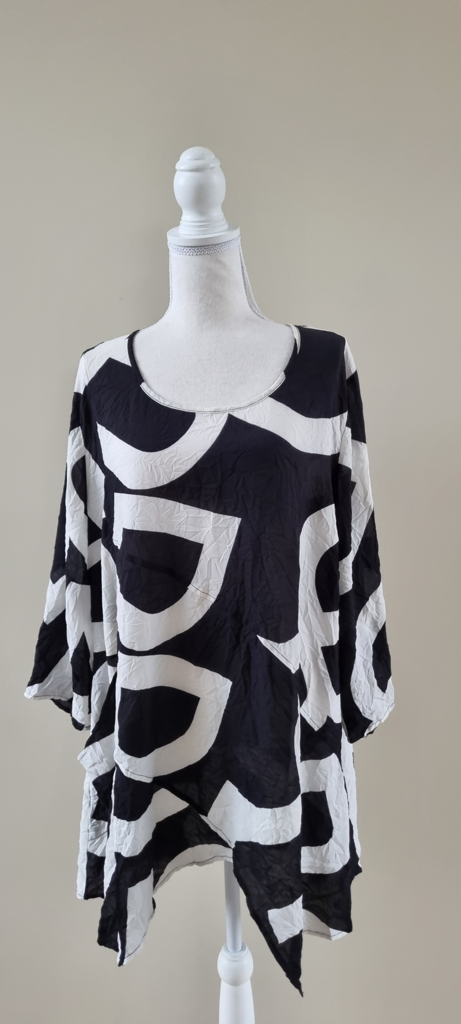 TS Taking Shape Tunic Top size 16