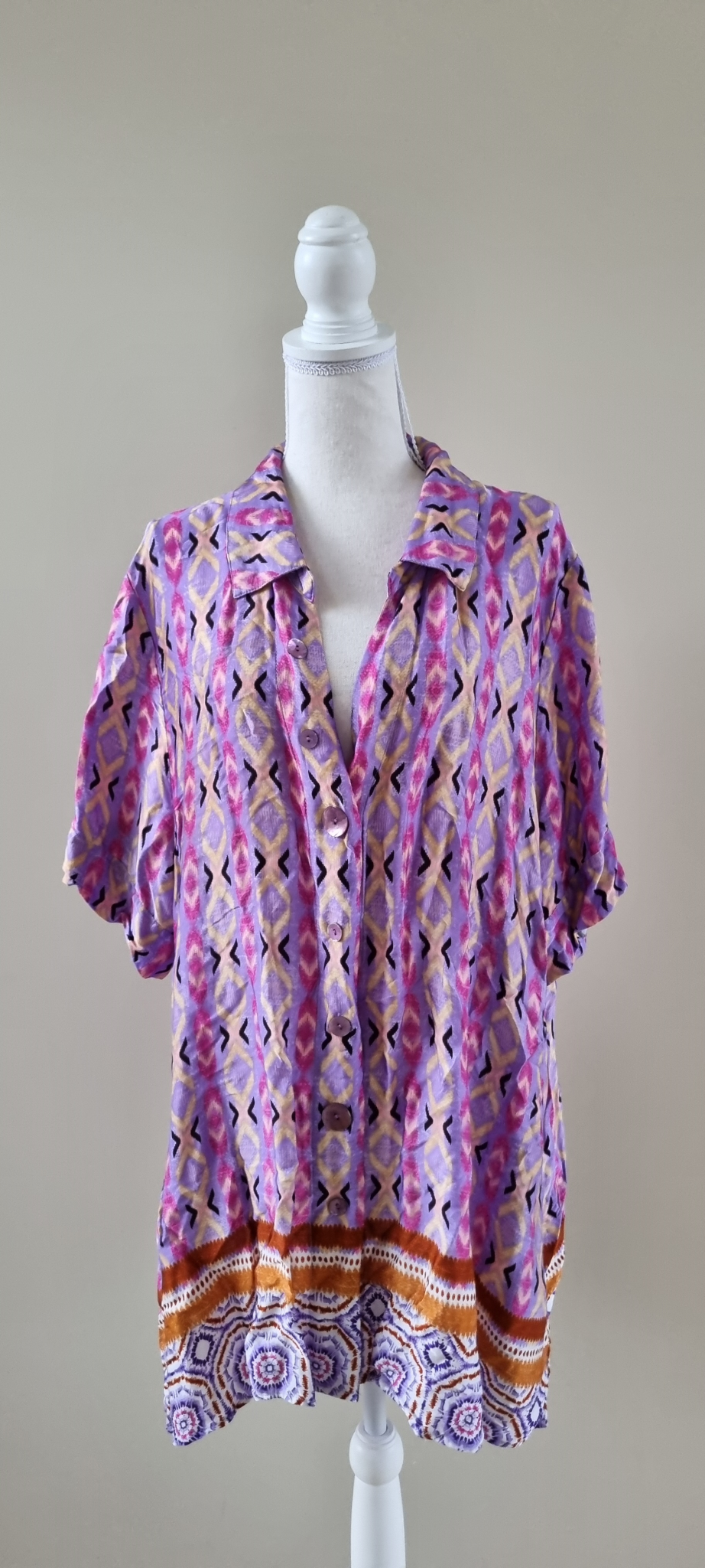 TS Taking Shape Shirt Size 24
