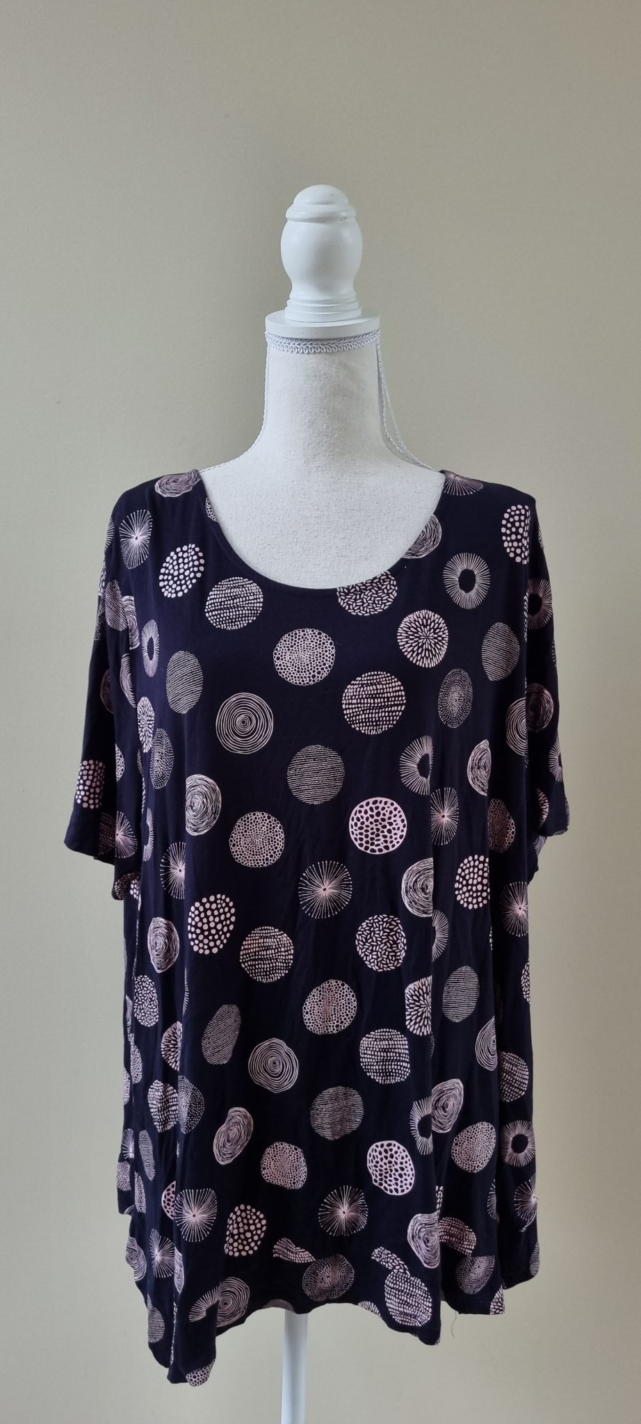 Virtuelle Top Size M / 18