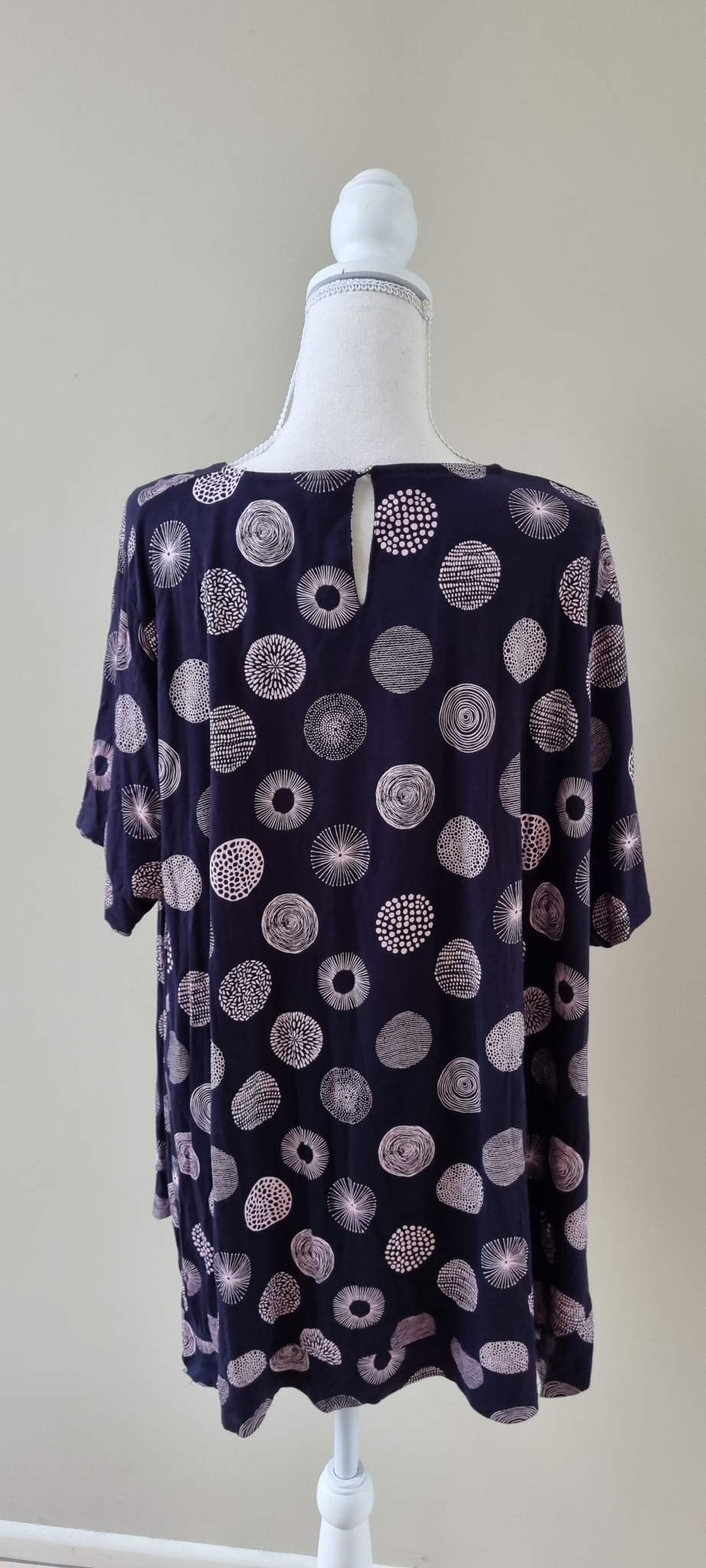 Virtuelle Top Size M / 18, image 3