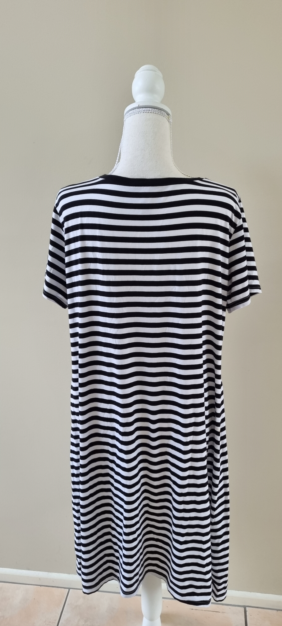 Stella Royal Dress Size 16, image 3