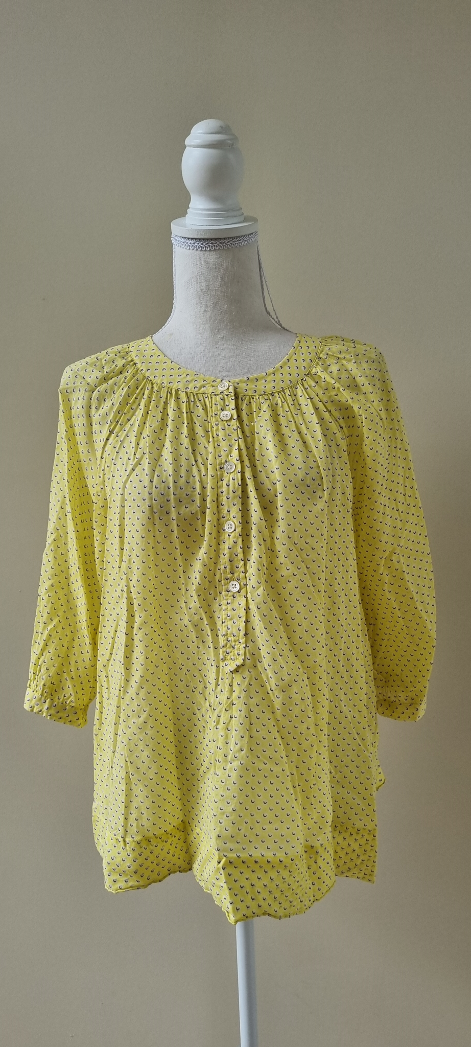 Country Road Top size 14