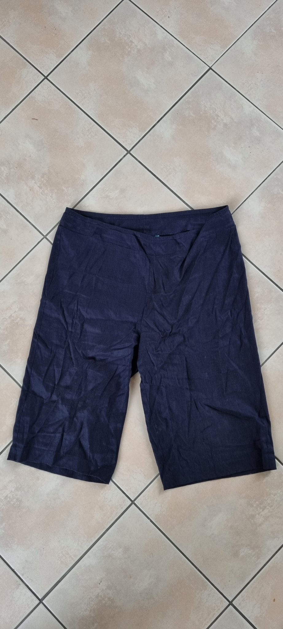 Blue Illusion Linen Blend Shorts size L