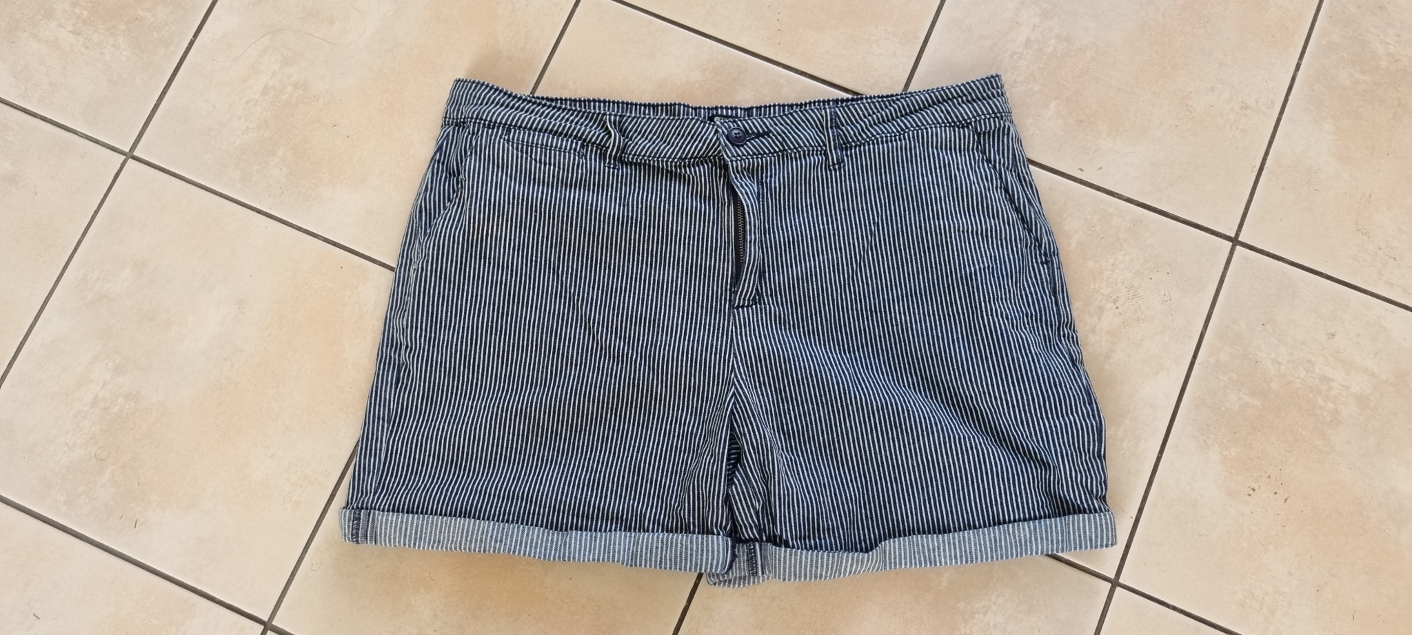 Emerge Shorts size 18
