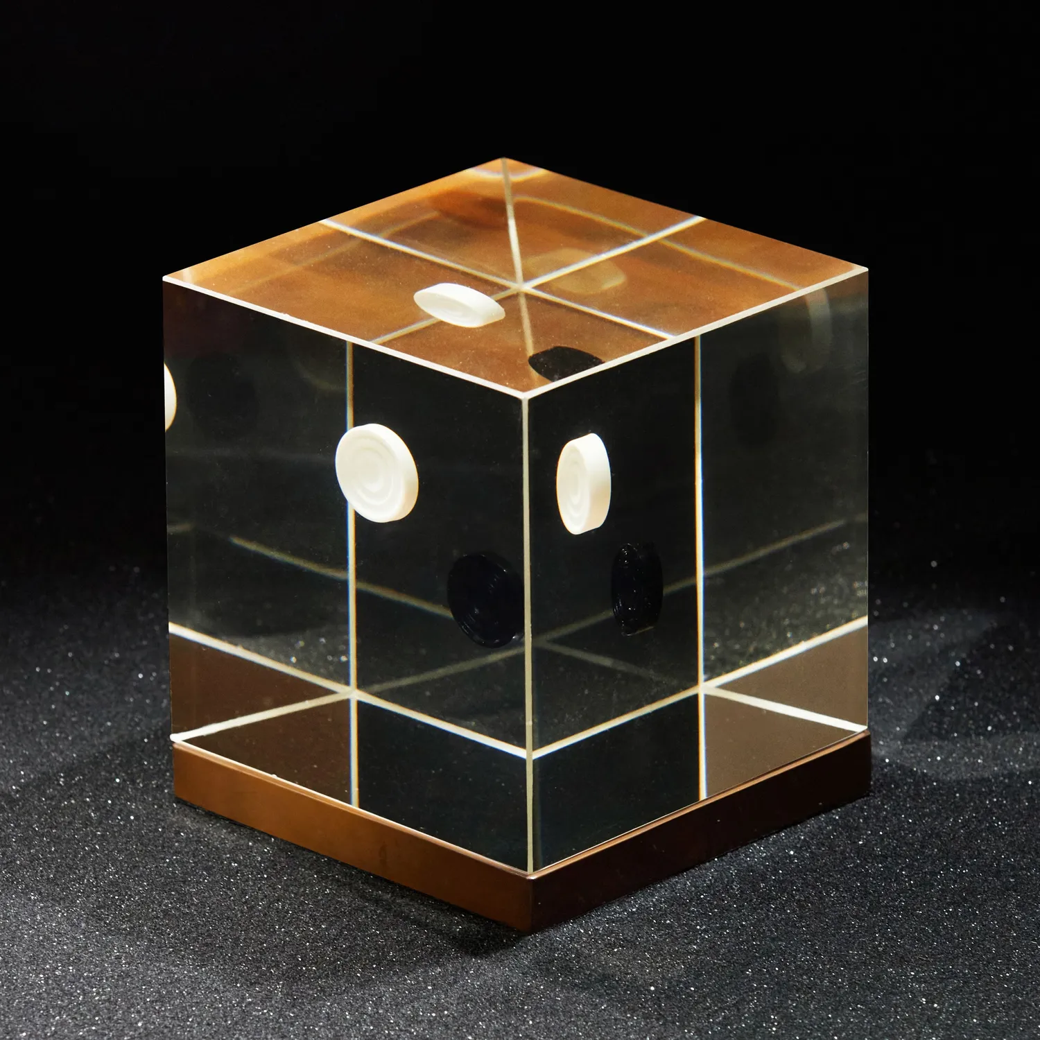 A WINNING GAME Modern Sculpture Tetyana Fiks - Subjektiv.art