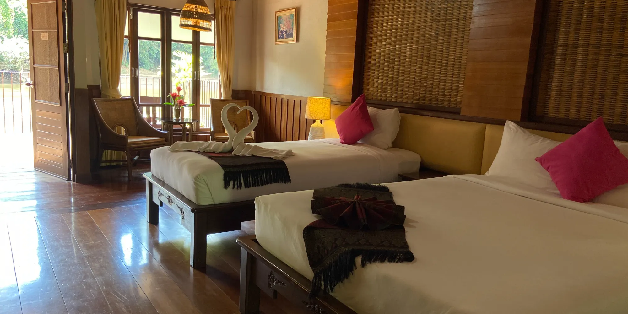 โรงแรมริเวอร์แคววิลเลจ ห้องแพ 7