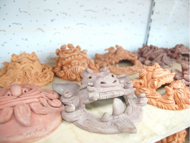 沖縄 北部 琉球窯 陶器シーサー作り体験予約 ＜手ぶらで参加可能＞