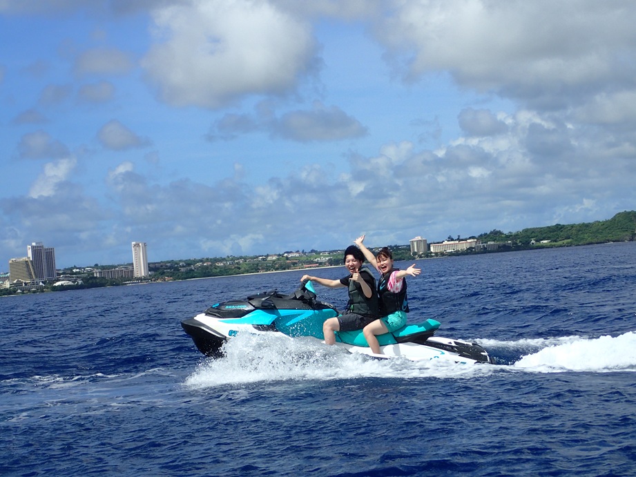 グアム ジェットスキーで行く恋人岬！海上ツーリング体験ツアー 予約