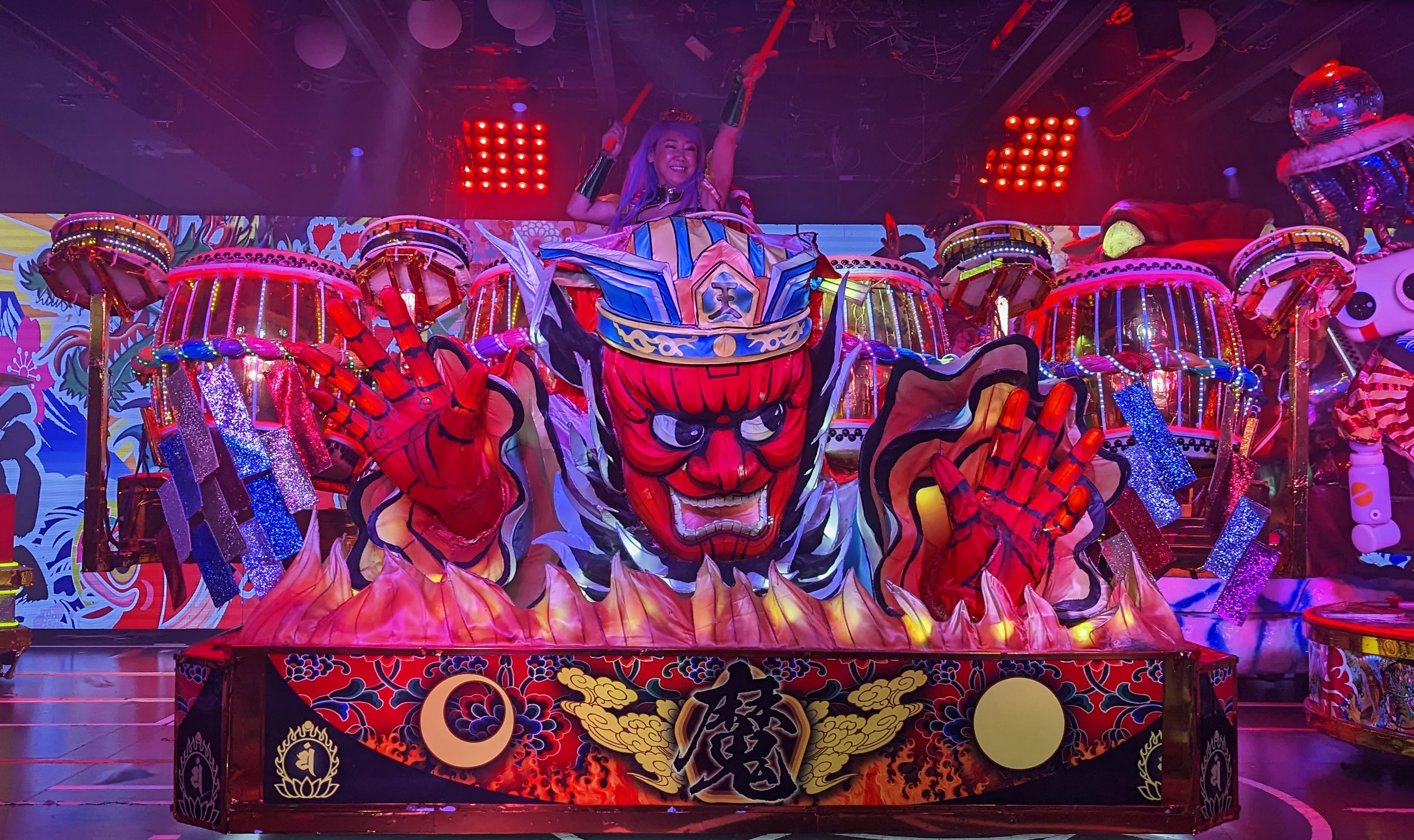 11% OFF vs Door Price! Shinjuku Robot Restaurant Tokyo Show Reservation -Rakuten Travel Experiences