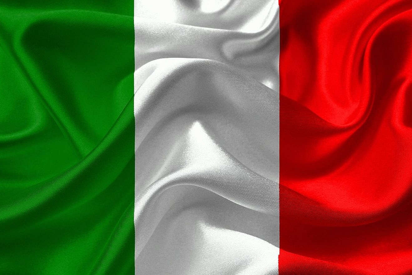 <p>Flag of Italy. The new Italian chapter of the American Jewish Committee is to be chaired by Marco Scurria, an Italian senator. Credit: Pixabay.</p>
