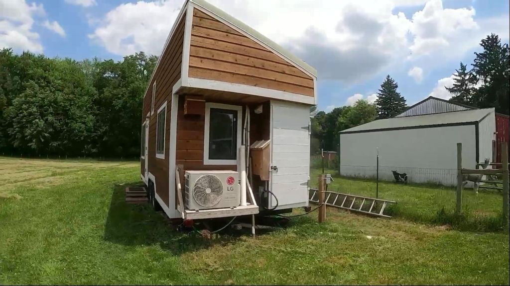 Tiny homes, huge savings: Man who was tired of paying high rent built a tiny house from scratch