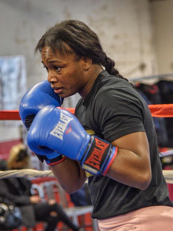 amateur golden gloves boxer