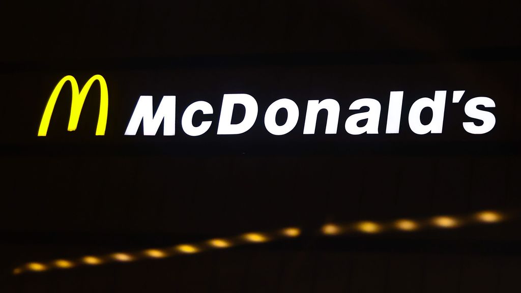 McDonald's logo is seen in Tel Aviv, Israel on December 29, 2022. McDonald's employs around 200,000 people in corporate roles and its owned restaurants. BEATA ZAWRZEL/BENZINGA