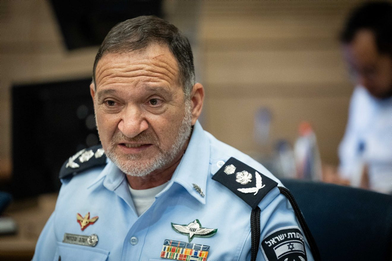 <p>Israel Police chief Kobi Shabtai speaks during a State Control Committee meeting at the Knesset in Jerusalem, June 2023. Legal observers say that Israel would face a constitutional crisis if Israel's High Court strikes down the amendment to Basic Law. YONATAN SINDEL/FLASH90.</p>