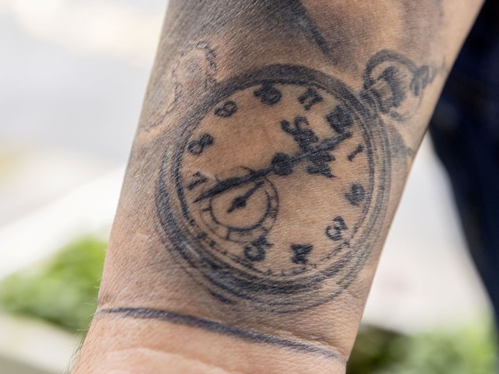 ‘Peaky Blinders’ superfan spends nearly $8K on tattoos devoted to the BBC gangster show