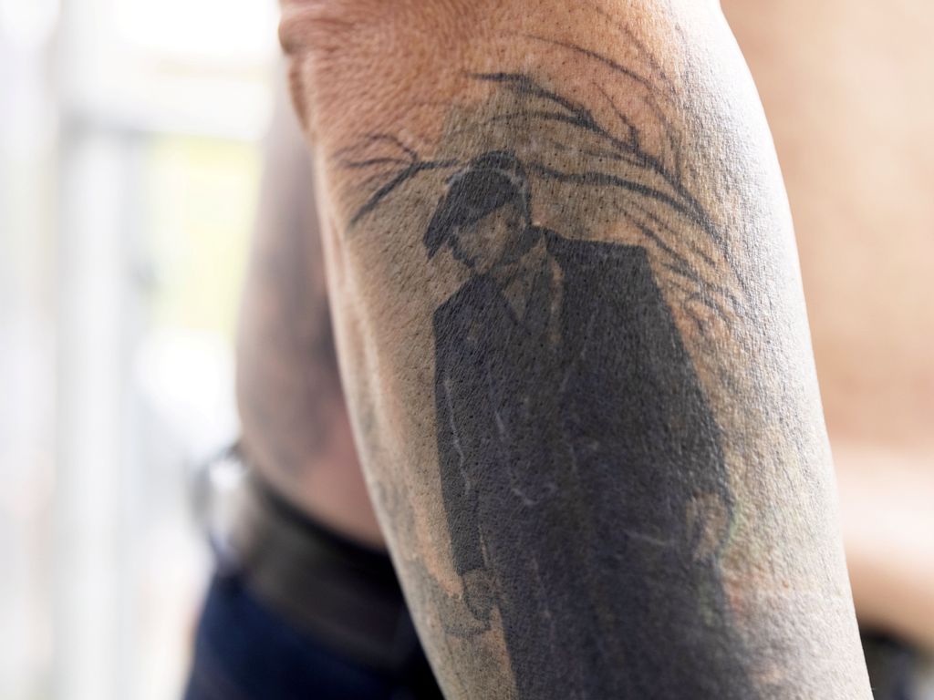 ‘Peaky Blinders’ superfan spends nearly $8K on tattoos devoted to the BBC gangster show