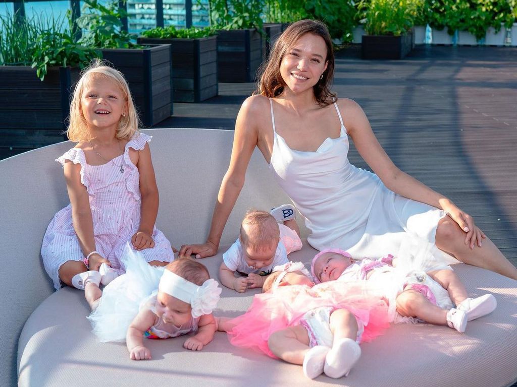 Not Enough Nannies: Russian Mom With 22 Kids Admits Life Is Hard With Millionaire Hubby In Prison