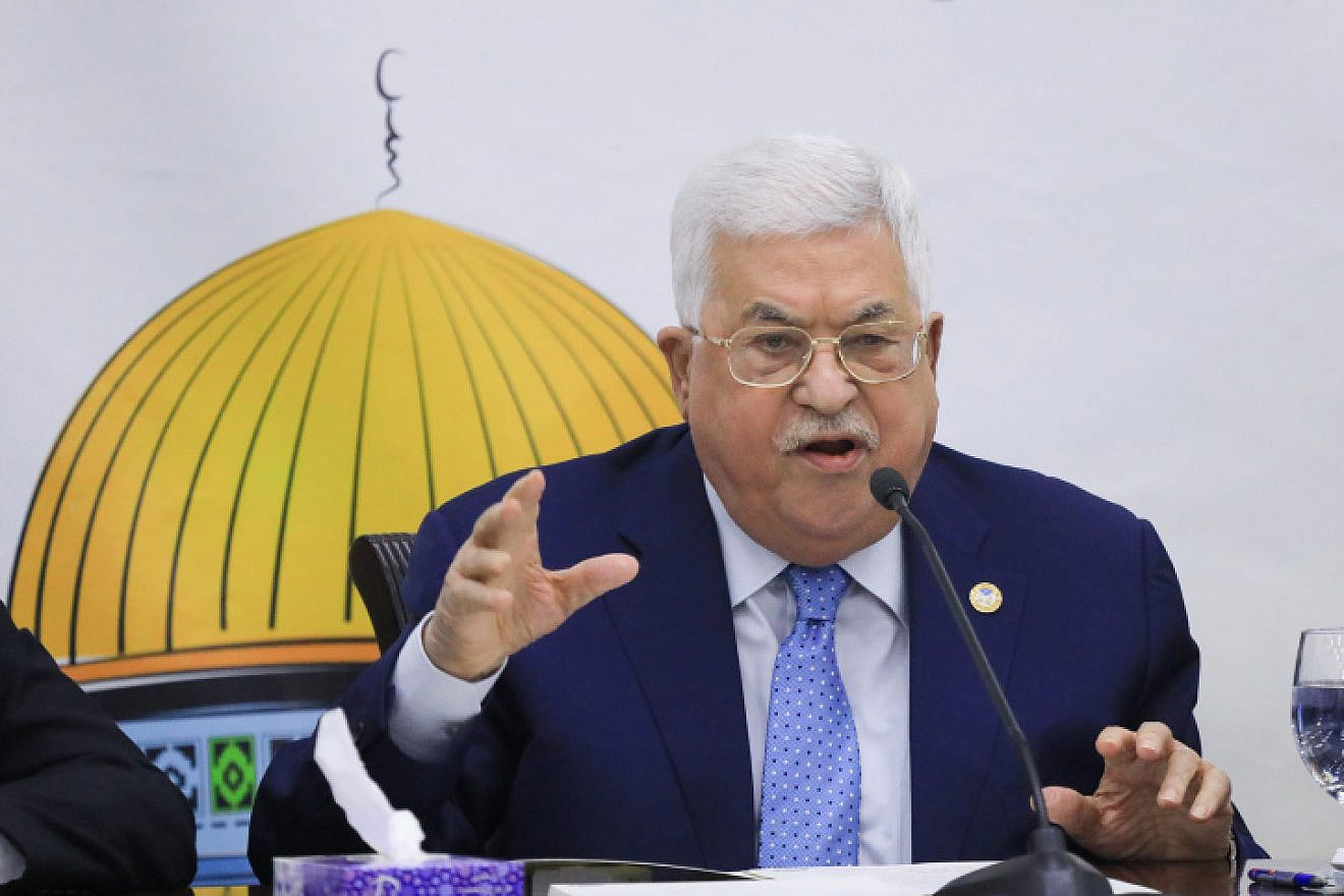 <p>P.A. leader Mahmoud Abbas issues a statement at a Fatah meeting at the Palestinian Presidential Office in Ramallah in 2019. The P.A. chief previously fired 12 of his 16 regional governors.FLASH90.</p>