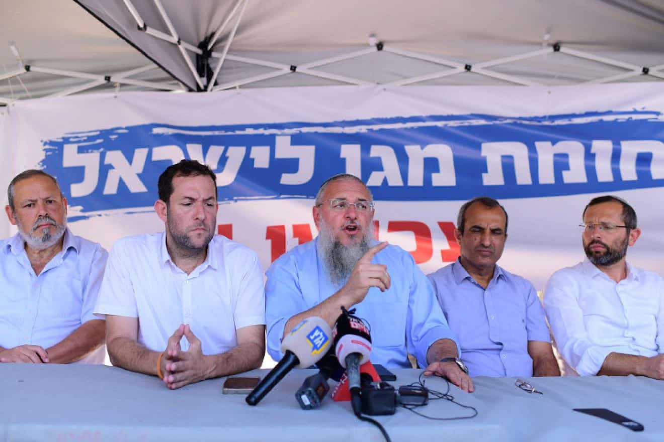 <p>Heads of the Judea, Samaria and Jordan Valley councils attend a press conference of the Yesha Council outside the home of then-Defense Minister Benny Gantz in Rosh Ha'ayin in 2022. They said that the situation is intolerable and demanded for a change in the approach to security. TOMER NEUBERG/FLASH90.</p>