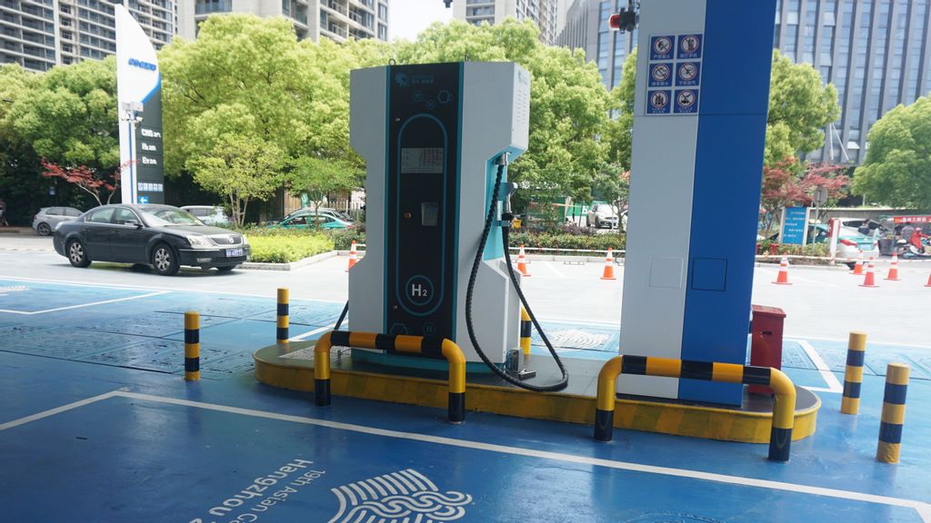 A hydrogen fuel cell vehicle hydrogenation unit is seen at Hangzhou's first demonstration station for comprehensive utilization of hydrogen energy in Hangzhou, Zhejiang province, China, May 23, 2023. Recently, Hangzhou's first green transportation comprehensive energy station with green hydrogen as demonstration, hydrogen, electricity, natural gas trinity, was put into use. This green transportation comprehensive energy station used to be an LNG emergency gas source station. Through reconstruction, it is transformed into a green and low-carbon transportation comprehensive energy demonstration station, which can not only hydrogenate hydrogen fuel cell vehicles, but also fast charge electric vehicles. At the same time, the demonstration station for comprehensive utilization of energy is reserved for filling compressed natural gas for oil-gas dual-fuel taxis. CFOTO/ISRAEL21C