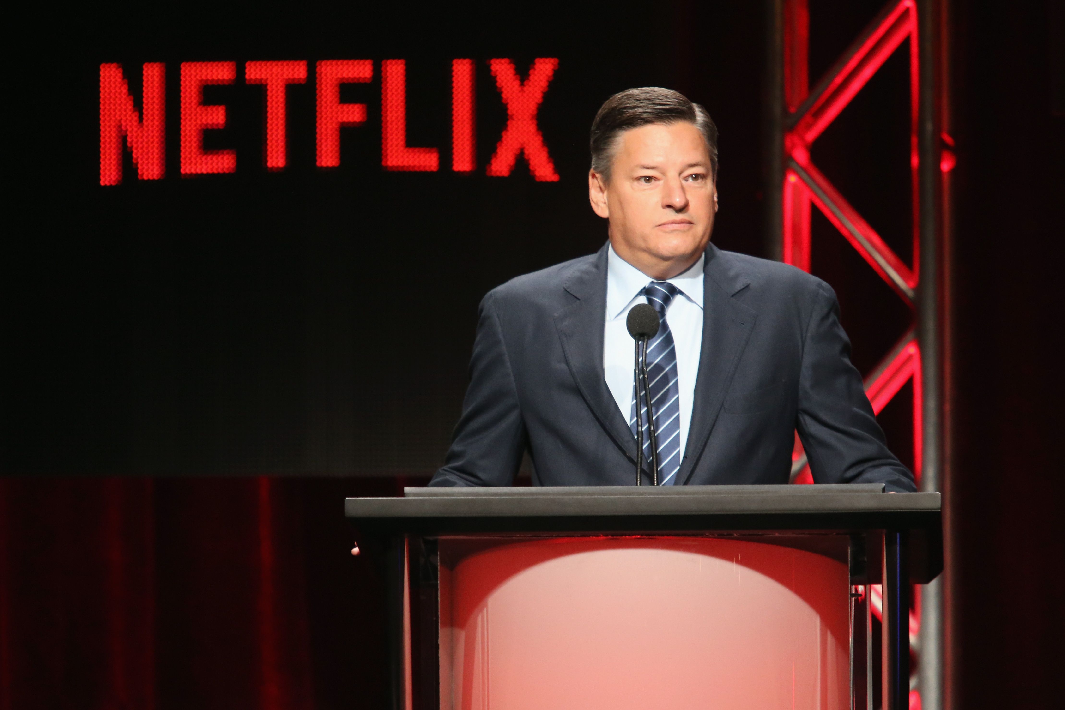 Netflix tests appetite for sports with celebrity golf match