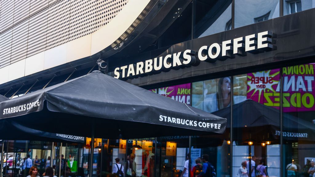 Starbucks and BLACKPINK launch exclusive merchandise in Thailand