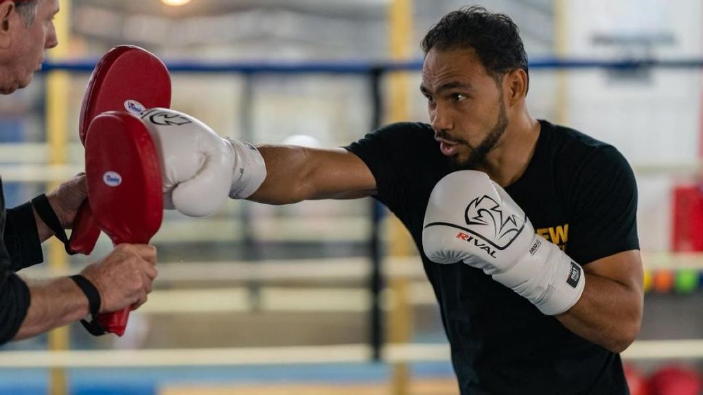 Keith Thurman moves up to junior middleweight to face Tim Tszyu on PBC Amazon Prime PPV. PBC.