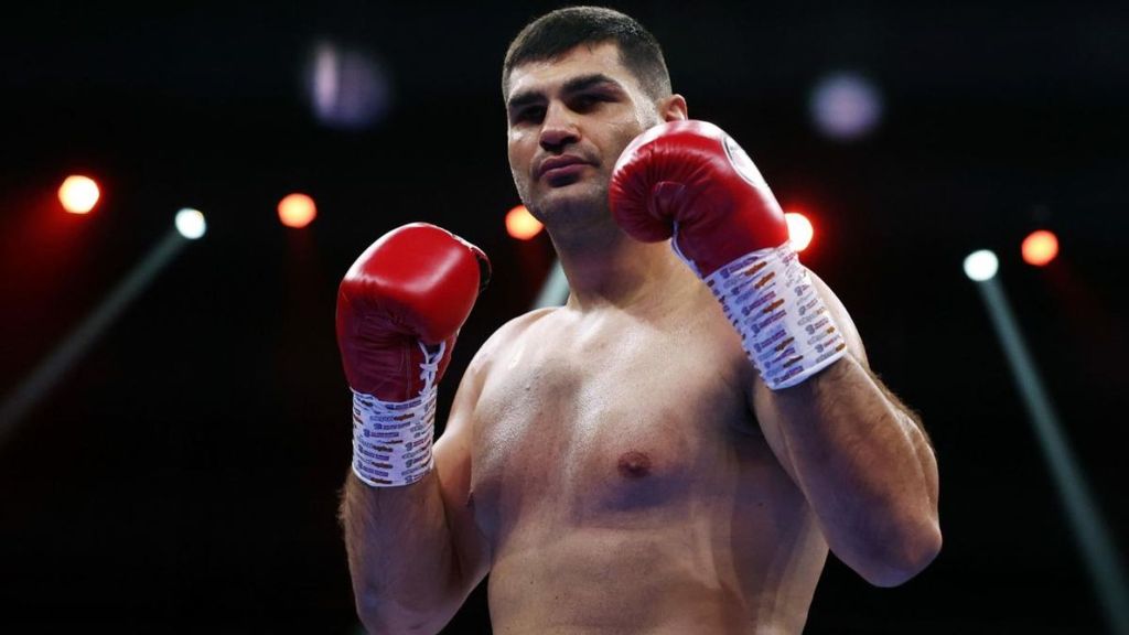 <p>Filip Hrgovic promises to defeat Daniel Dubois and then defeat Anthony Joshua at Wembley. FACEBOOK.</p>