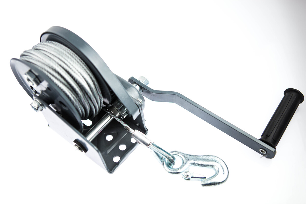Trailer winch, maximal liting weight: 550k°, with cable Ø4mm 15M 