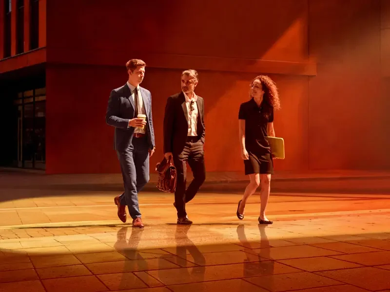A group of advisors talking