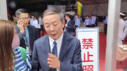 國安會諮委黃曙光請辭 講無關政治、是做甲忝
