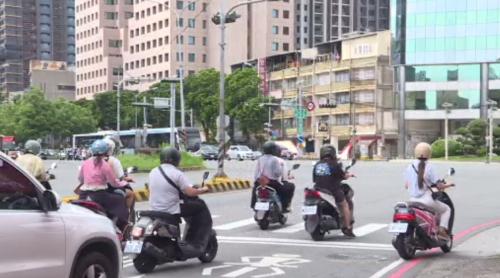 臺中路口紅燈3分鐘 民眾望縮短、市府：待研議