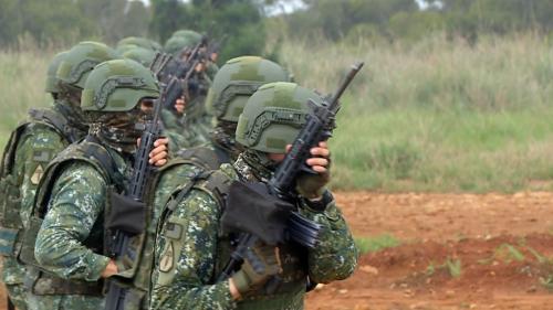 國軍罰徛一日上長2點鐘 扣錢袂使超過6月薪