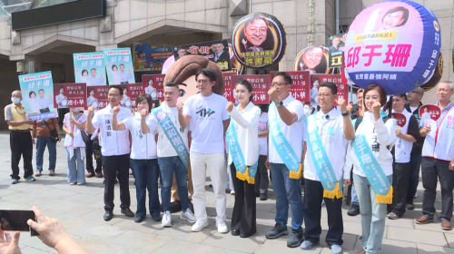 九合一選舉登記頭一日各黨搶頭香 李貞秀登記拚竹北市