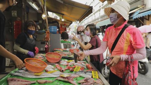 少年查某囡仔組隊創業,用創意復興宜蘭小漁村|青春咱的夢