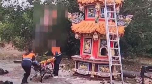 花蓮廟寺金爐施工 工人予磚仔搩著不幸過往