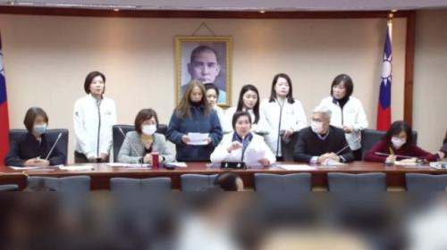 選罷法閣審 藍營鎖門3分鐘內通過、綠營不滿