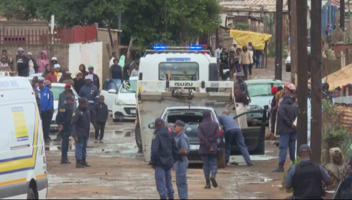 南非約翰尼斯堡酒吧銃案9死10傷 嫌犯逃亡