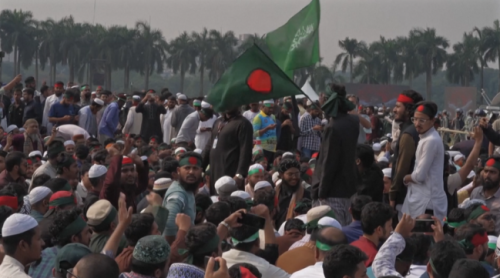 孟加拉學生領袖被銃殺 上萬人示威.喝掠兇手