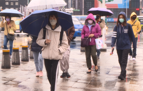 東北季風變強，愈暗愈冷 中部以北低溫14度